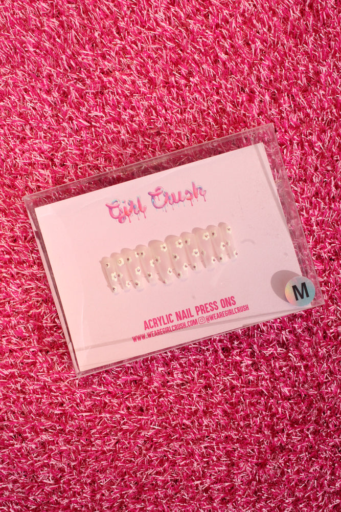 Pink Daisy Press On Nails